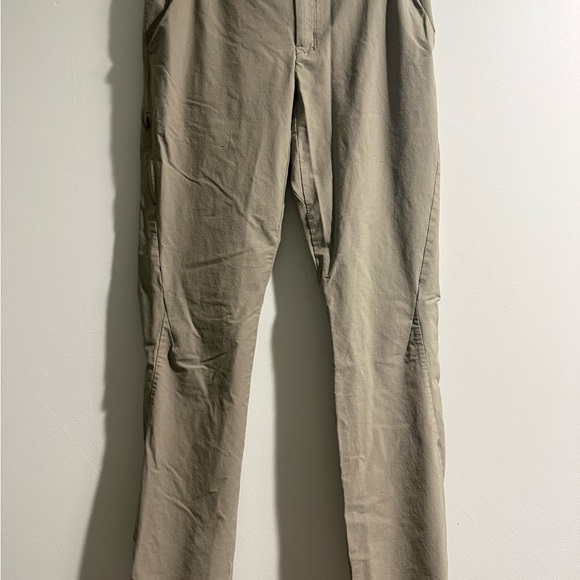 Arc’teryx Men's Casual Straight-Leg Pants in Light Khaki - Picture 6 of 6
